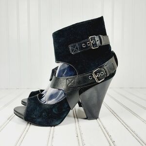 Bakers Black Leather Suede Slip On Cut Out Buckle Detail High Heel Boots F757